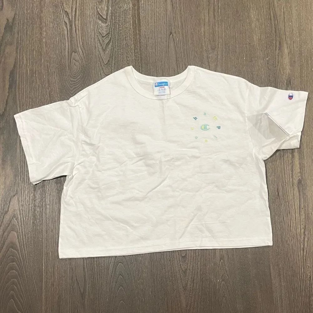 NWT Champion White Graphic Crop Top - Size L
